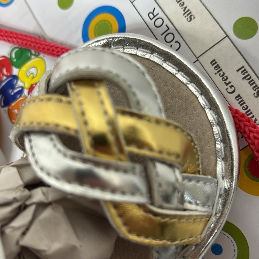 Squeaker Sneaker easy on squeaking Silver and Gold Kids teaching Sandals 6 - Picture 5 of 13
